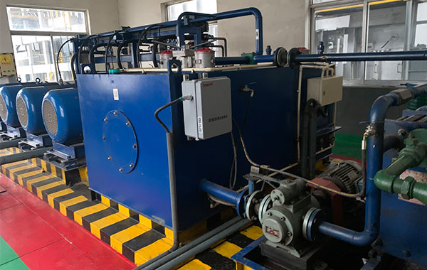 1685697617762555.jpg 在線油液監測系統