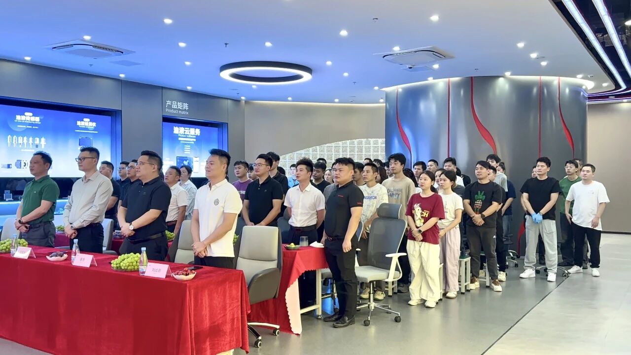 9.3從閱兵看中國智造底氣！智火柴以油品監(jiān)測實力護航 “國之重器” 圖2