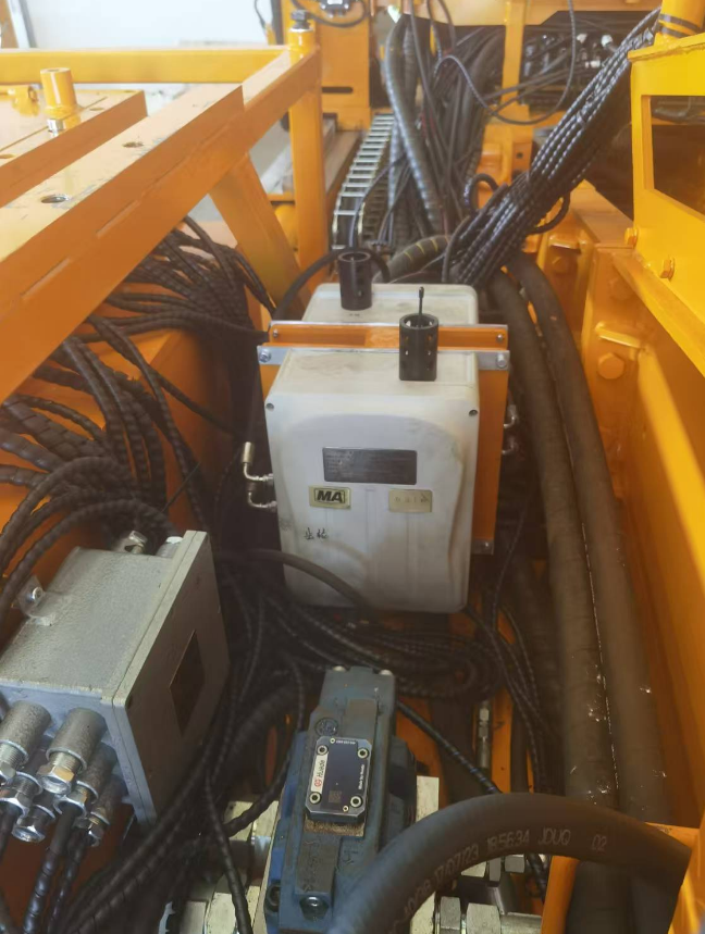 石家莊煤機(jī)-掘進(jìn)機(jī)齒輪系統(tǒng)在線油液監(jiān)測(cè)應(yīng)用案例